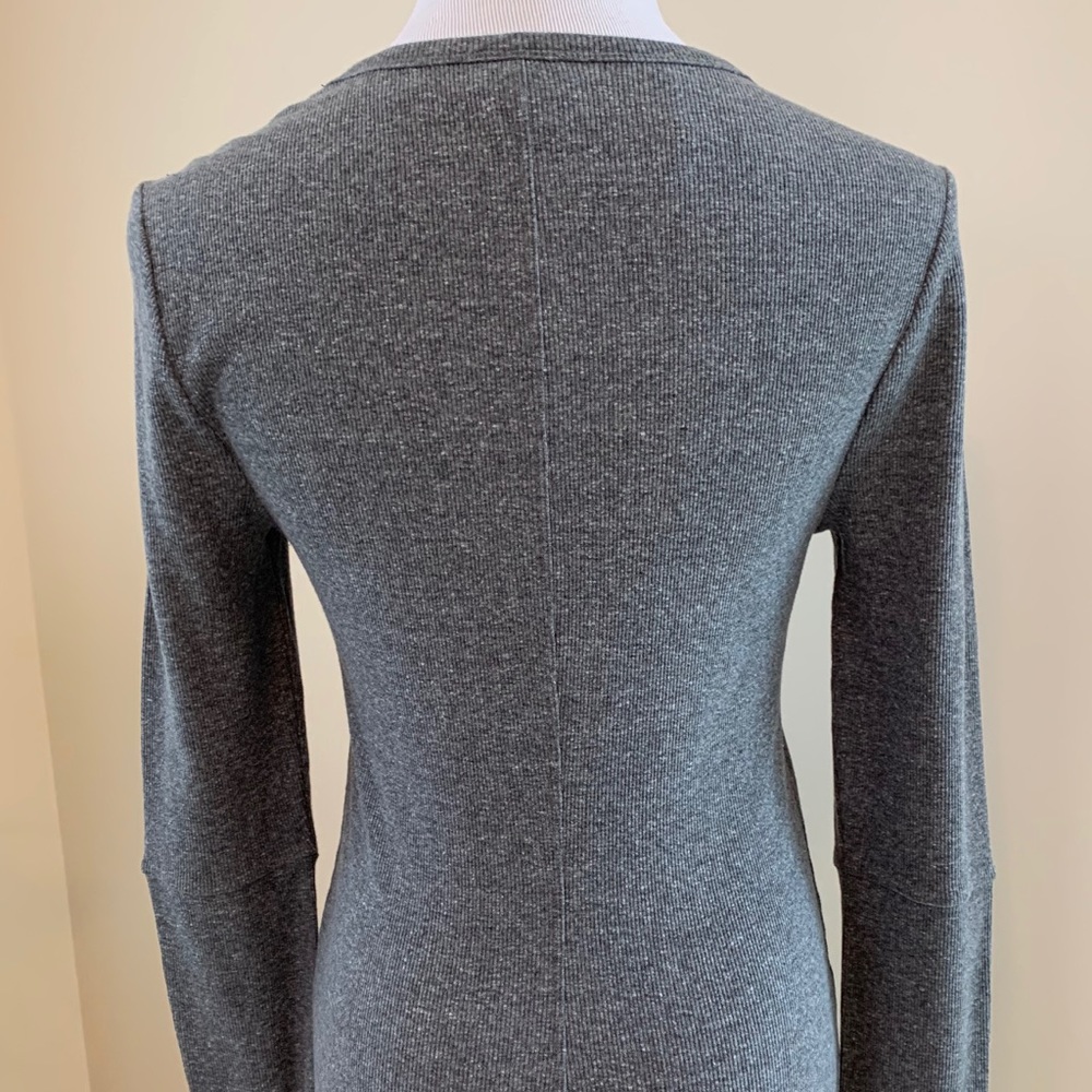 Cabi Drop-In Tee - Picture 2 of 6